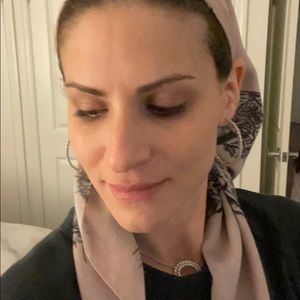 Meet your Posher, Chaya